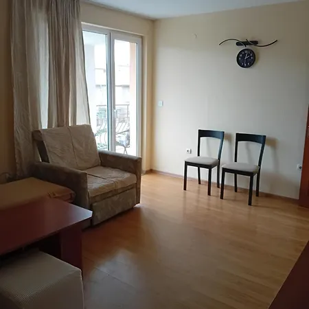 Laura 2 Apartman Primorszko